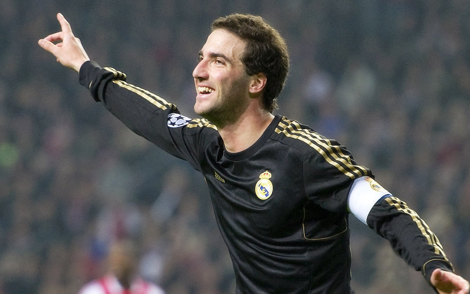 双料爆冷!西亚卡姆独木撑天,非洲雄狮掀翻澳大利亚